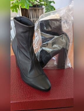 Tamara Mellon Black Booties